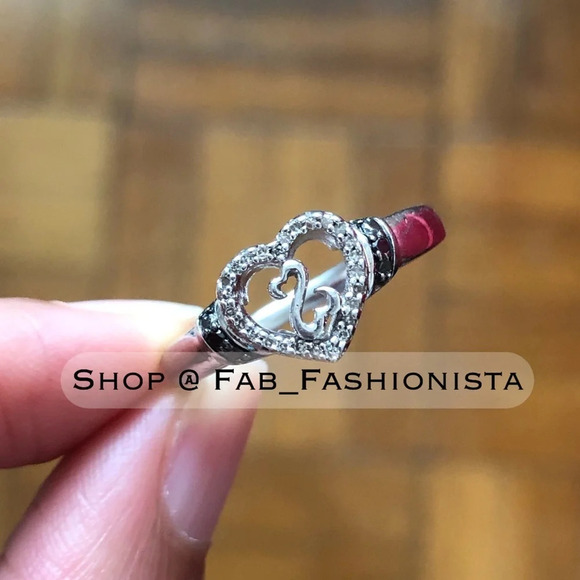 Black & White Diamond Promise Ring in Sterling Silver size 6.75 - Picture 4 of 9